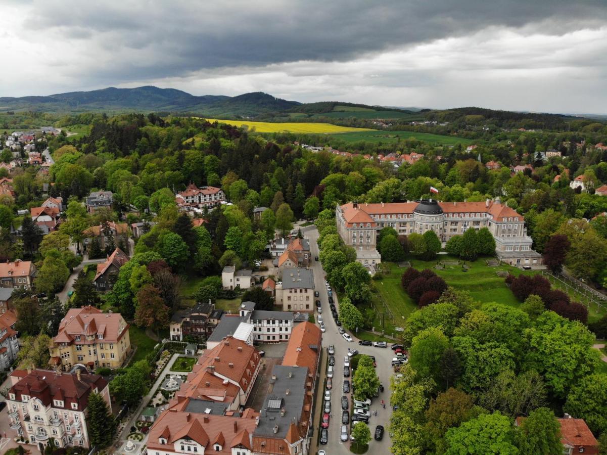 Rezydencja Bohema Szczawno-Zdroj Esterno foto